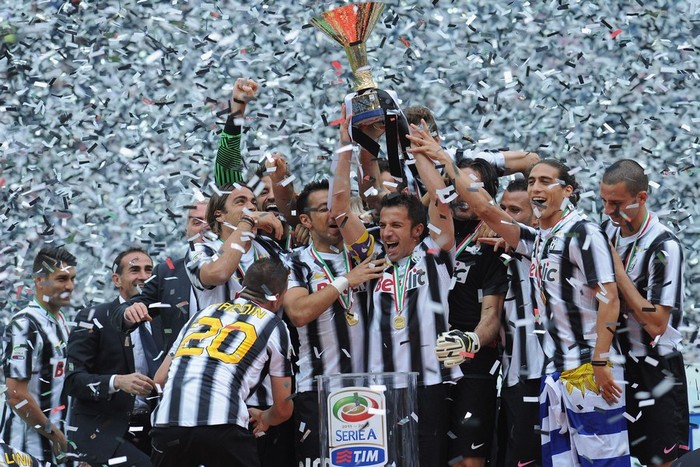 Niềm vui sướng tột độ của các cầu thủ Juventus